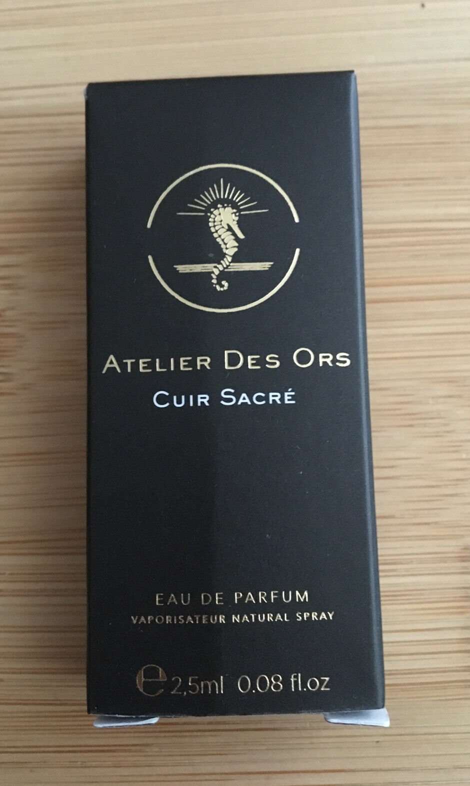Atelier Des Ors Cuir Sacre 2,5ml 0,08 fl. onças. parfymprov oficial, Atelier Des Ors Cuir Sacre 2,5ml 0,08 fl. onças. perfume oficial, Atelier Des Ors Cuir Sacre 2,5ml 0,08 fl. onças. perfume oficial, Atelier Des Ors Cuir Sacre 2,5ml 0,08 fl. onças.