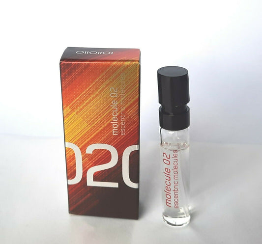 Amostra oficial de Escentric Molecules Molecule 02 2ml 0,07 fl. o.z.